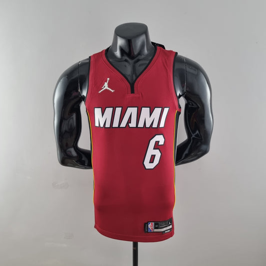 Camiseta sin mangas roja de los Miami Heat de la NBA - JAMES #6 